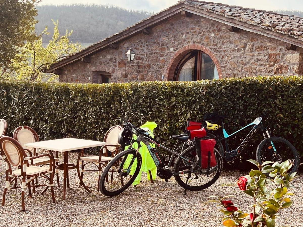 Hotel Locanda Podere Le Vigne à Radda in Chianti Extérieur photo