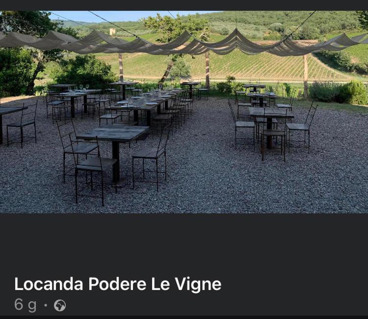 Hotel Locanda Podere Le Vigne à Radda in Chianti Extérieur photo